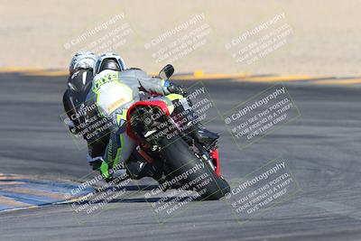 media/Dec-05-2024-Racers Edge (Thu) [[e102e0690b]]/3-B Group/Session 1 Turn 8 Backside/